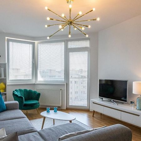 2 Room Apartment With Terrace, New Building, Jegeho Pressburg Exterior foto